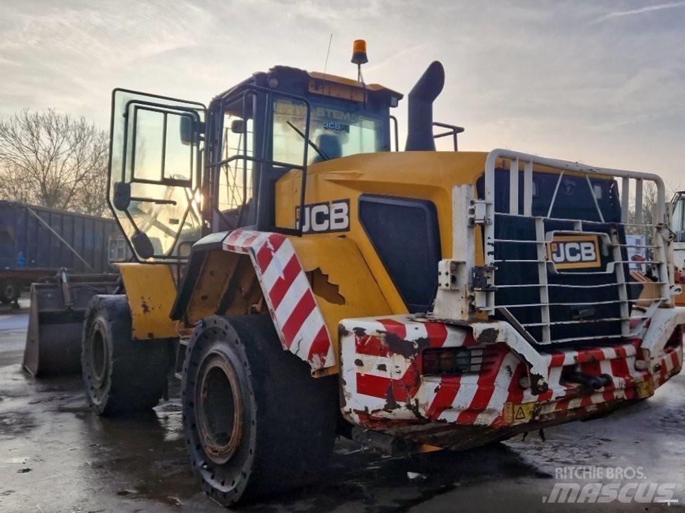 JCB 457 Kolesni nakladalci