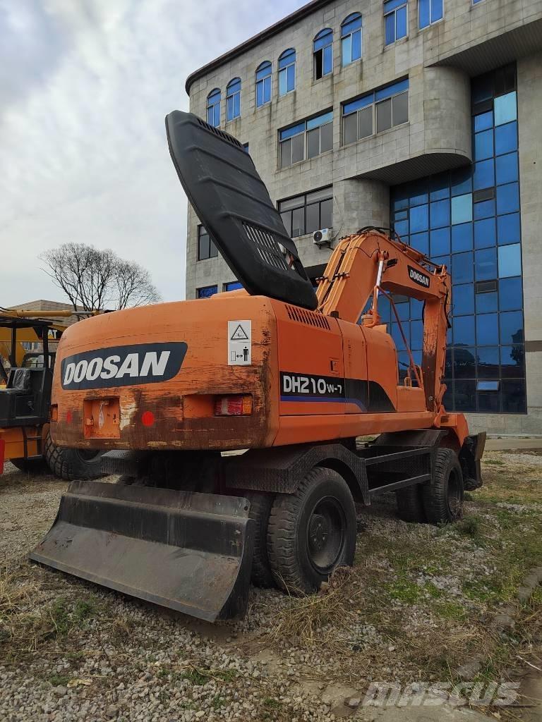 Doosan DH 210 W-7 Bagri na kolesih