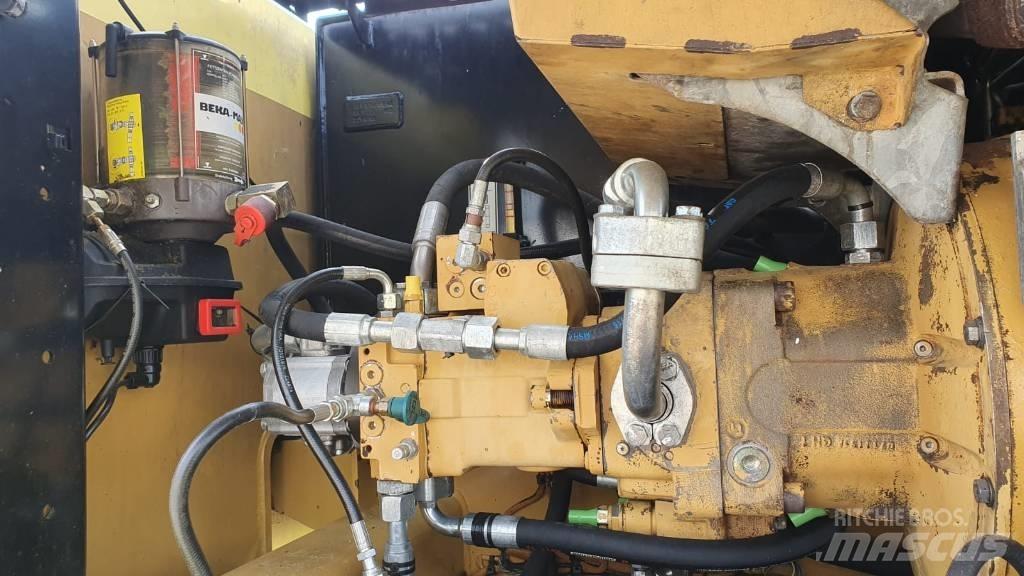 CAT M 318 D MH Bagri za prekladanje primarnih/sekundarnih surovin