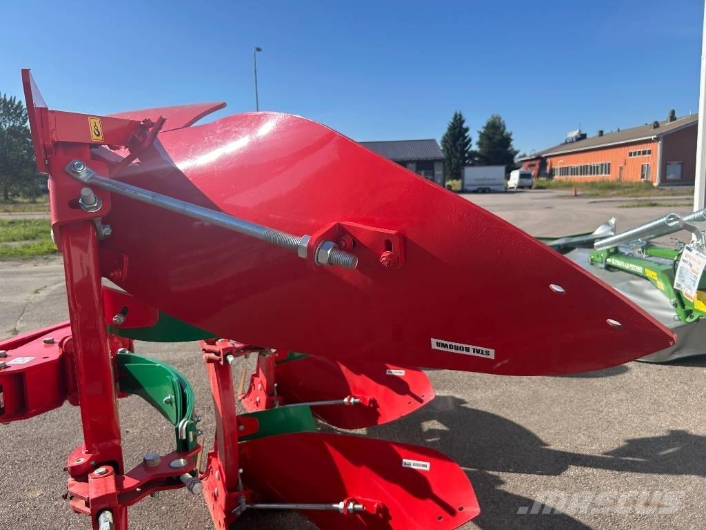 Agro-Masz PO3 Obračalni plugi