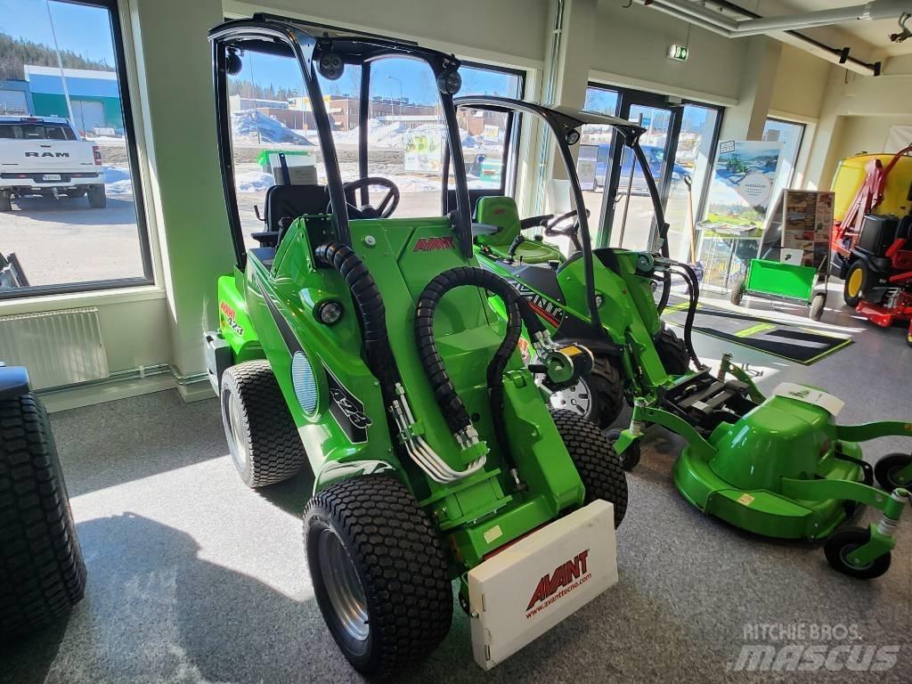 Avant 423 Skid steer mini nakladalci