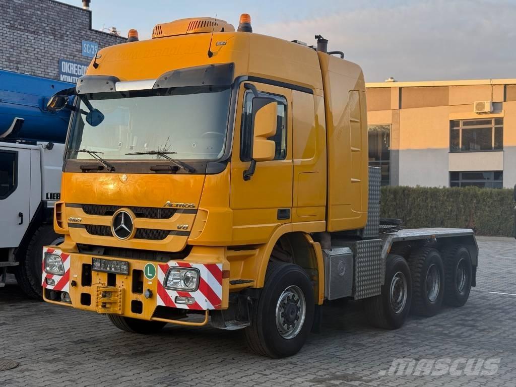 Mercedes-Benz 4165 Vlačilci