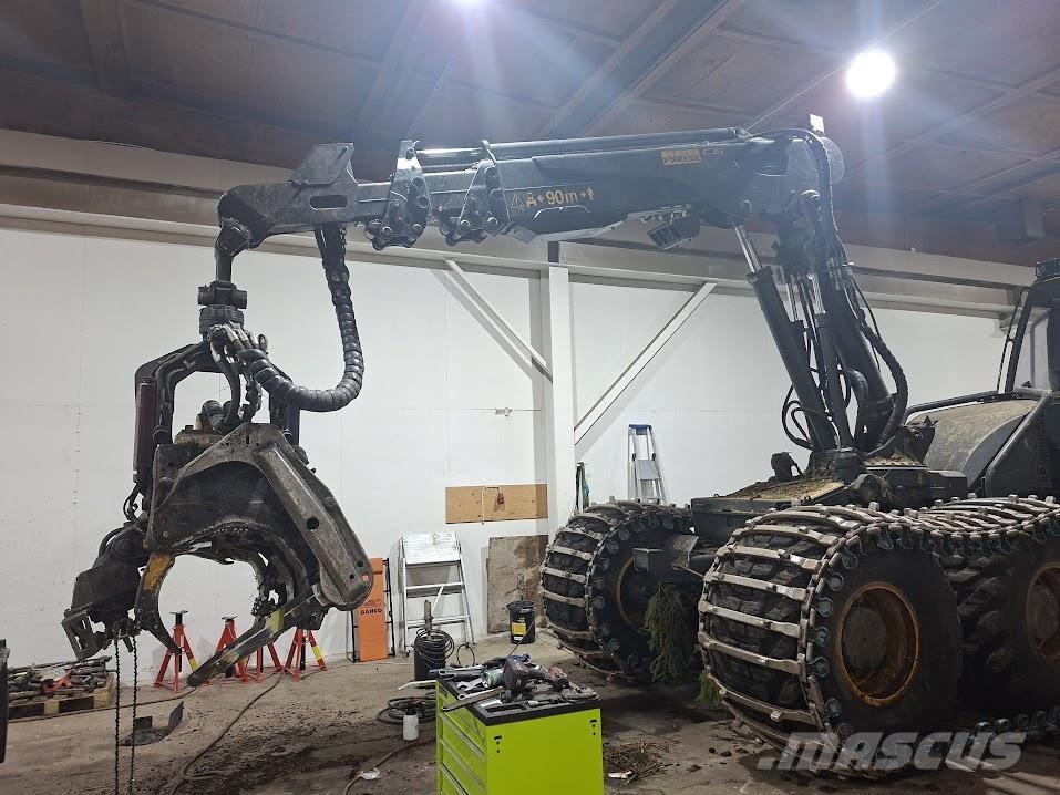 Ponsse Bear 8W Harvesterji