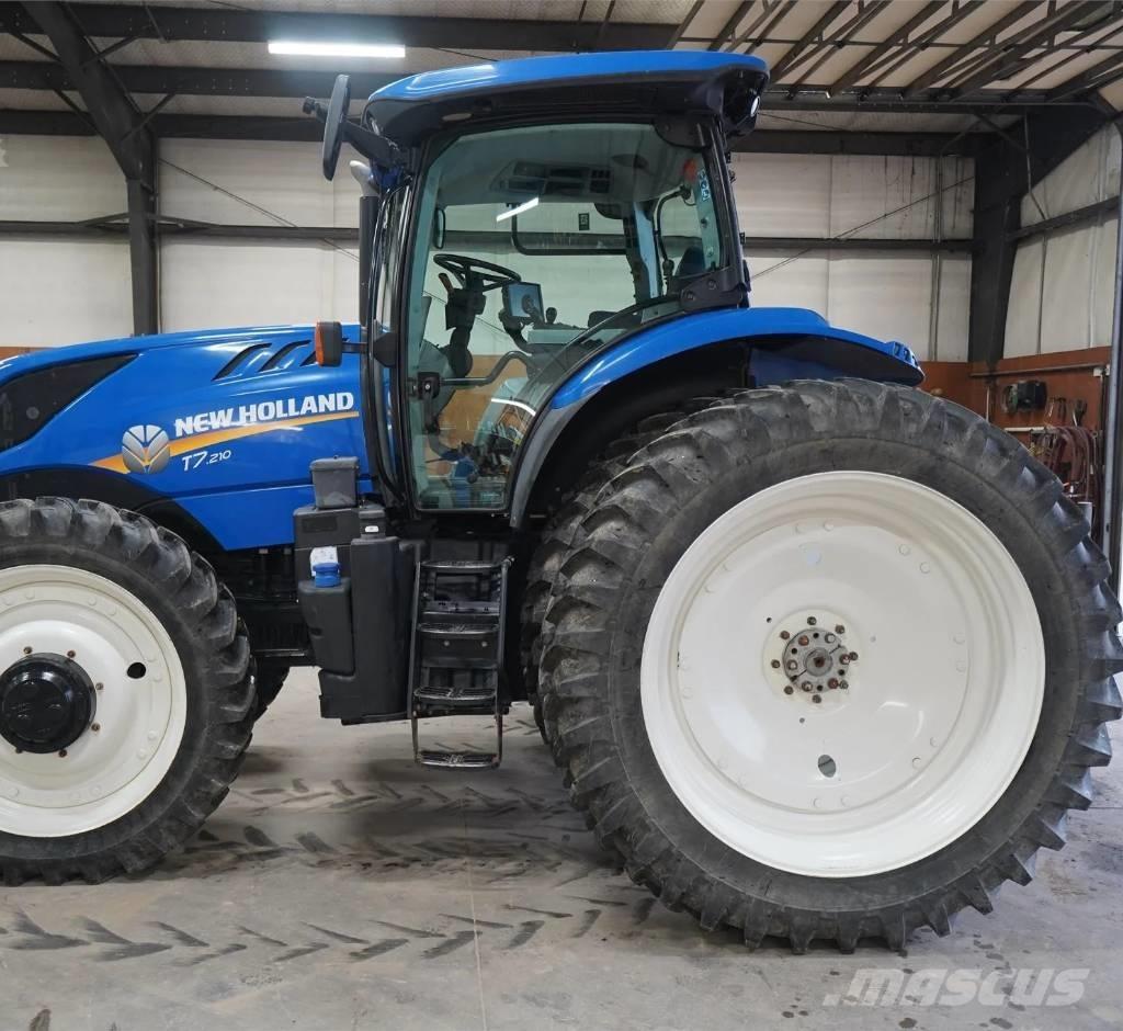 New Holland T 7.210 Traktorji