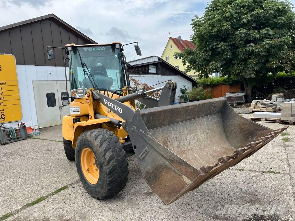 Volvo L 35 G Kolesni nakladalci