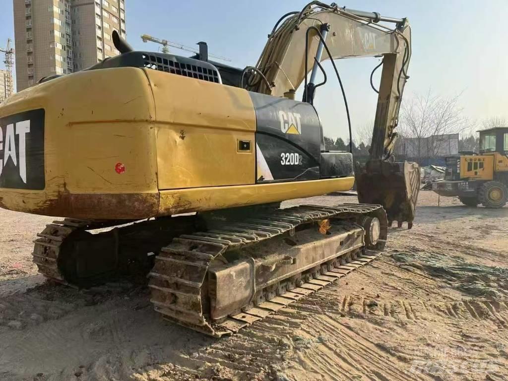 CAT 320 D2 Bagri goseničarji