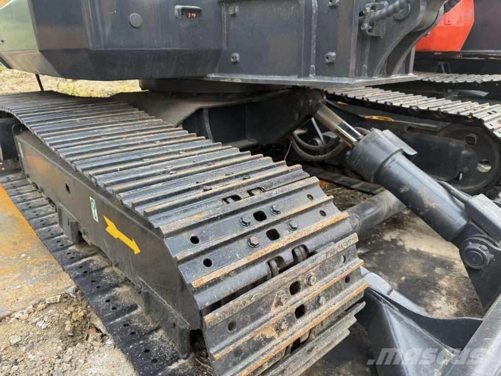 Volvo EC 60 Bagri goseničarji