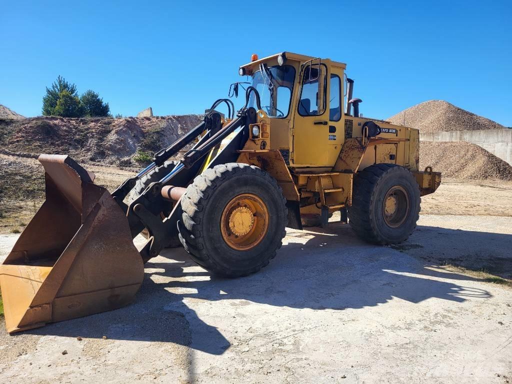  Cargadora volvo L90 Mini nakladalci