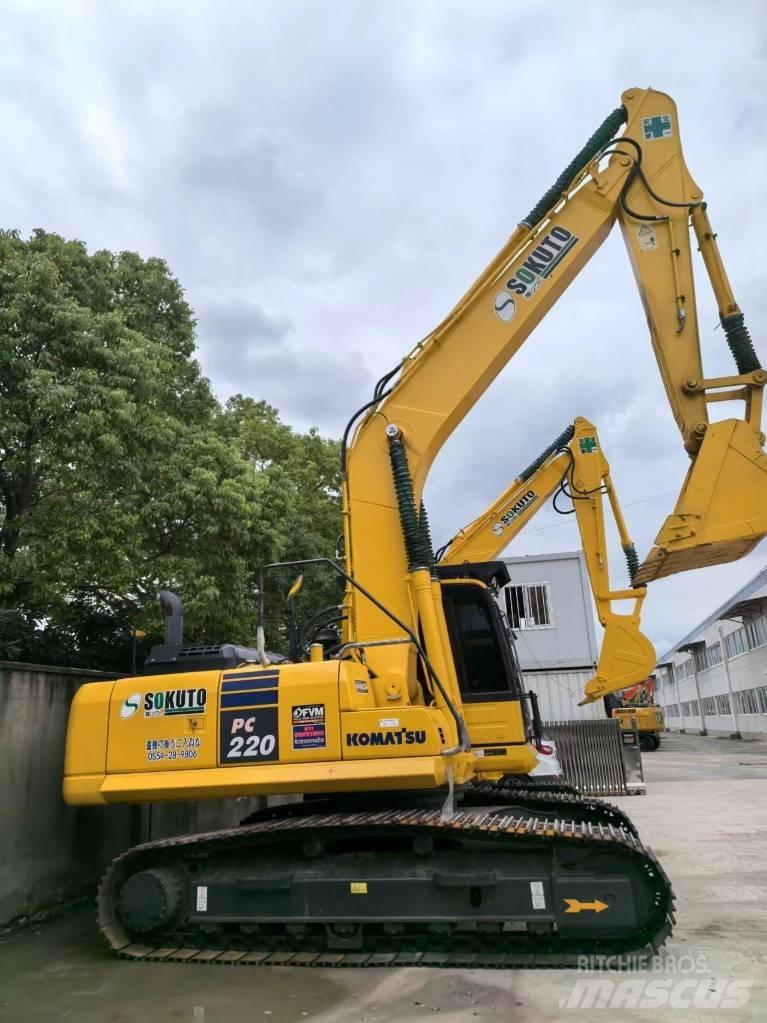 Komatsu PC 220-8 Bagri goseničarji
