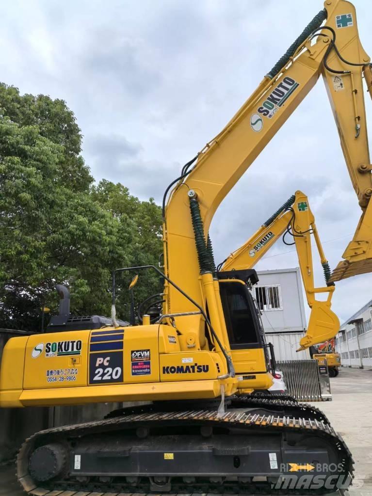 Komatsu PC 220-8 Bagri goseničarji