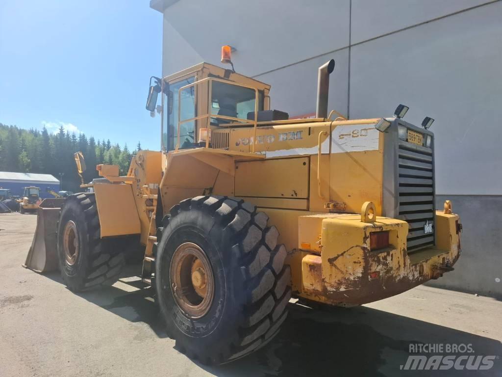 Volvo L 180 Kolesni nakladalci