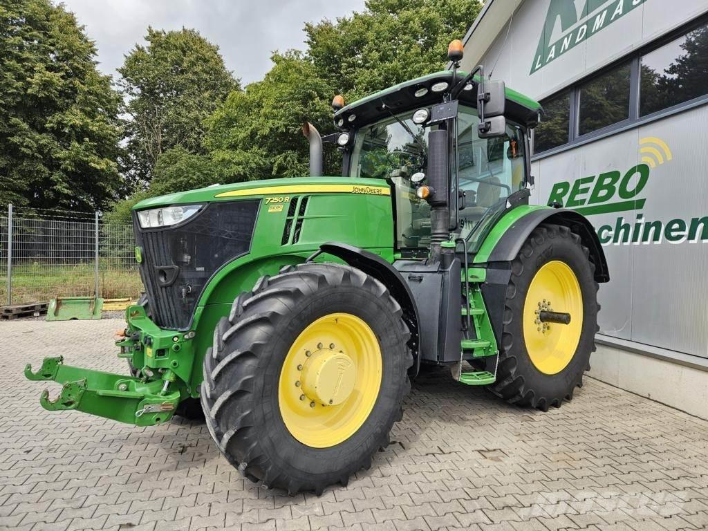 John Deere 7250R Traktorji