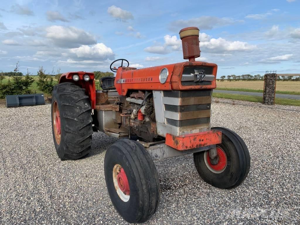 Massey Ferguson 1100 Traktorji
