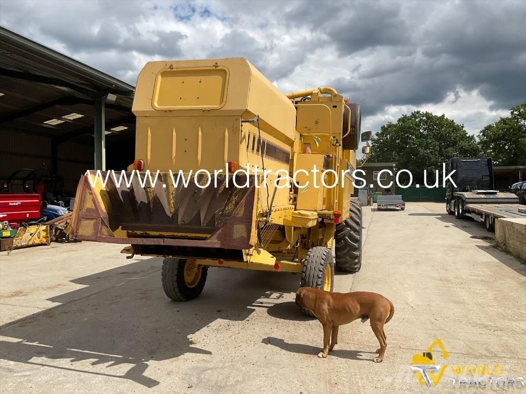 New Holland TC 54 Kombajni