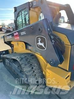 John Deere 331g Skid steer mini nakladalci