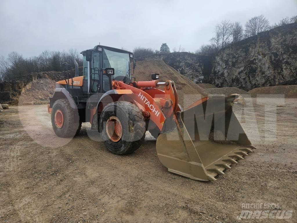 Hitachi ZW 220 Kolesni nakladalci