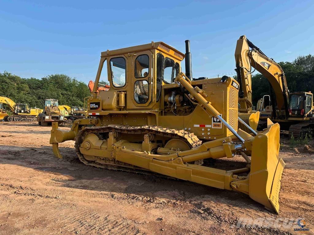 CAT D 7 G Buldožerji goseničarji