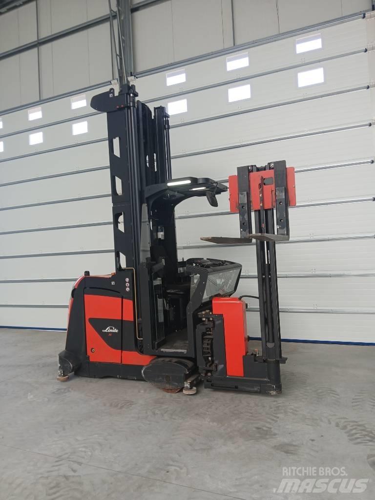 Linde K 10 Visokodvižni komisionirni viličar