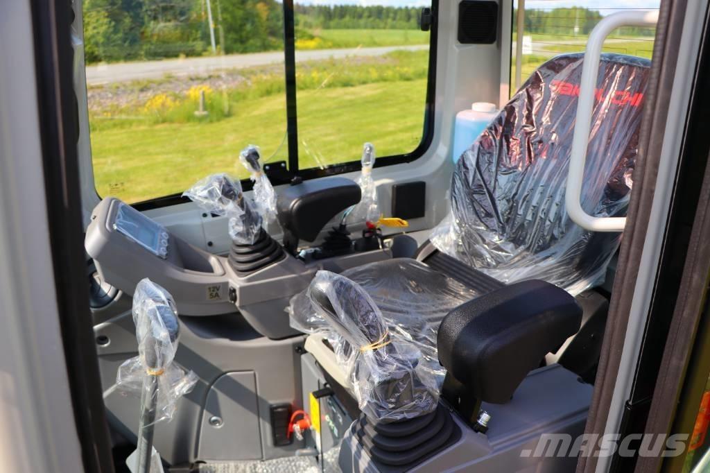 Takeuchi TB216 Mini bagri <7t