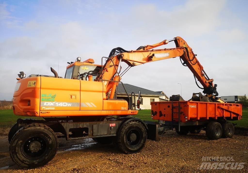 Doosan Dw 140 Bagri na kolesih