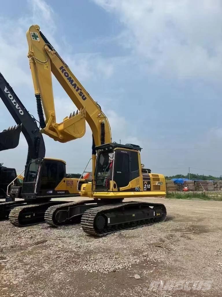Komatsu 210-8 Bagri goseničarji
