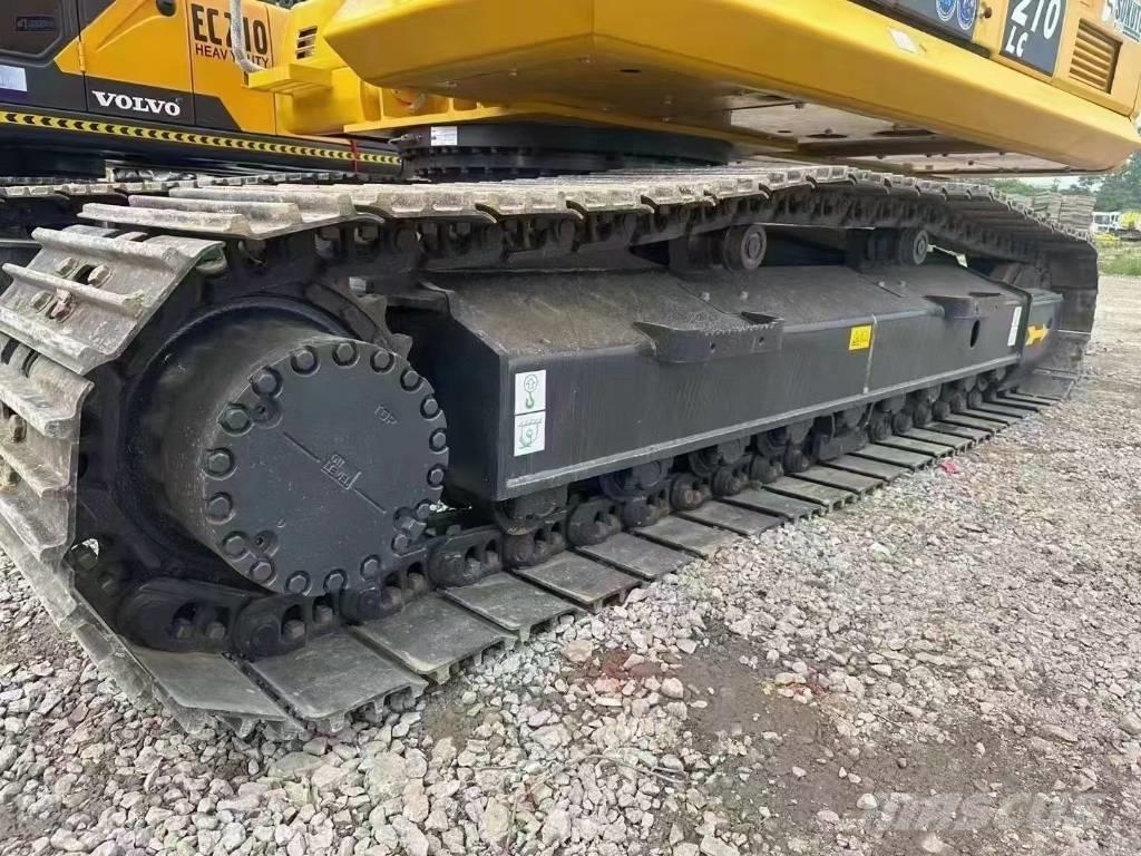 Komatsu 210-8 Bagri goseničarji