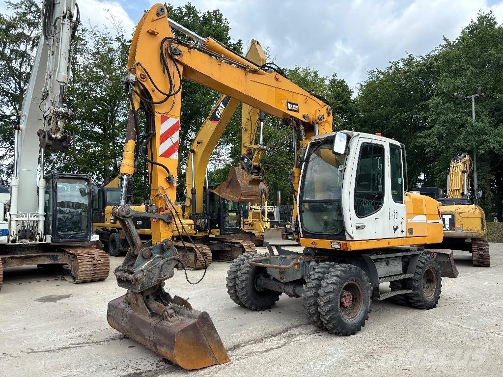 Liebherr A316 Bagri na kolesih