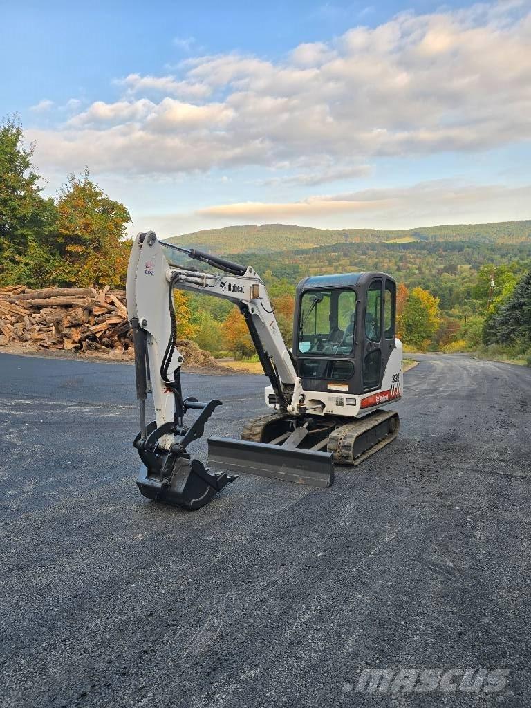 Bobcat 331 G Mini bagri <7t