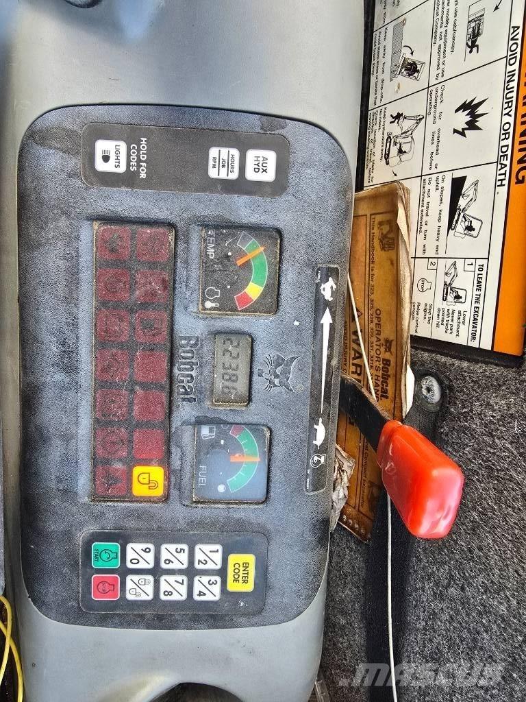 Bobcat 331 G Mini bagri <7t