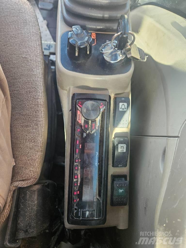 CASE CX 235 C SR Bagri goseničarji