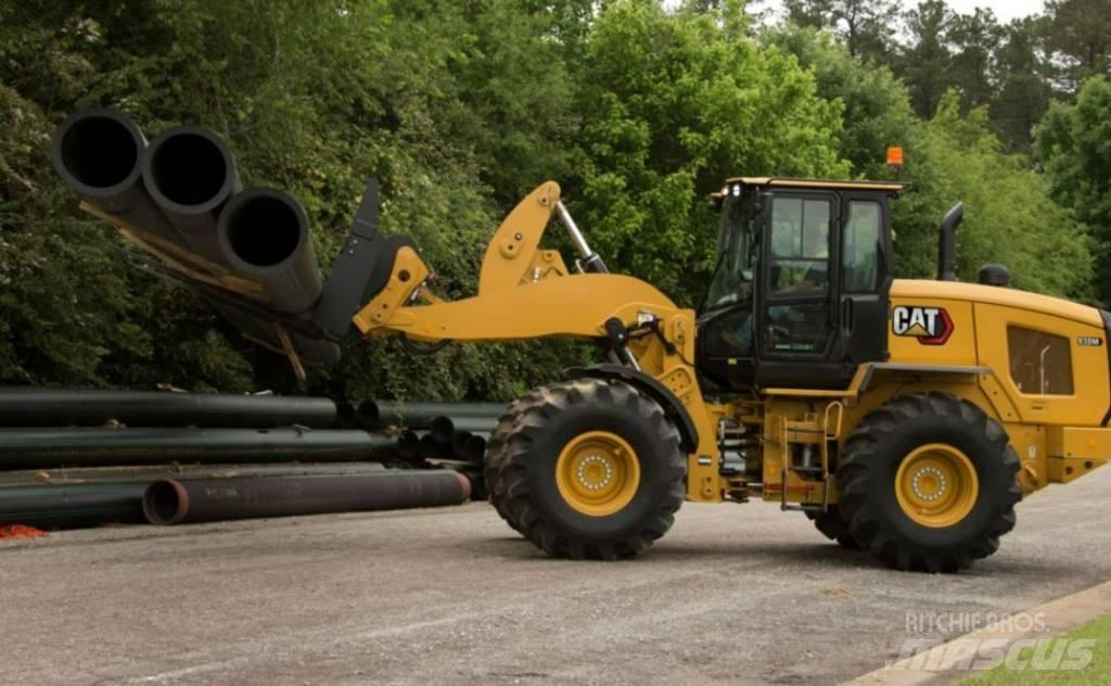 CAT 930 UTHYRES Kolesni nakladalci