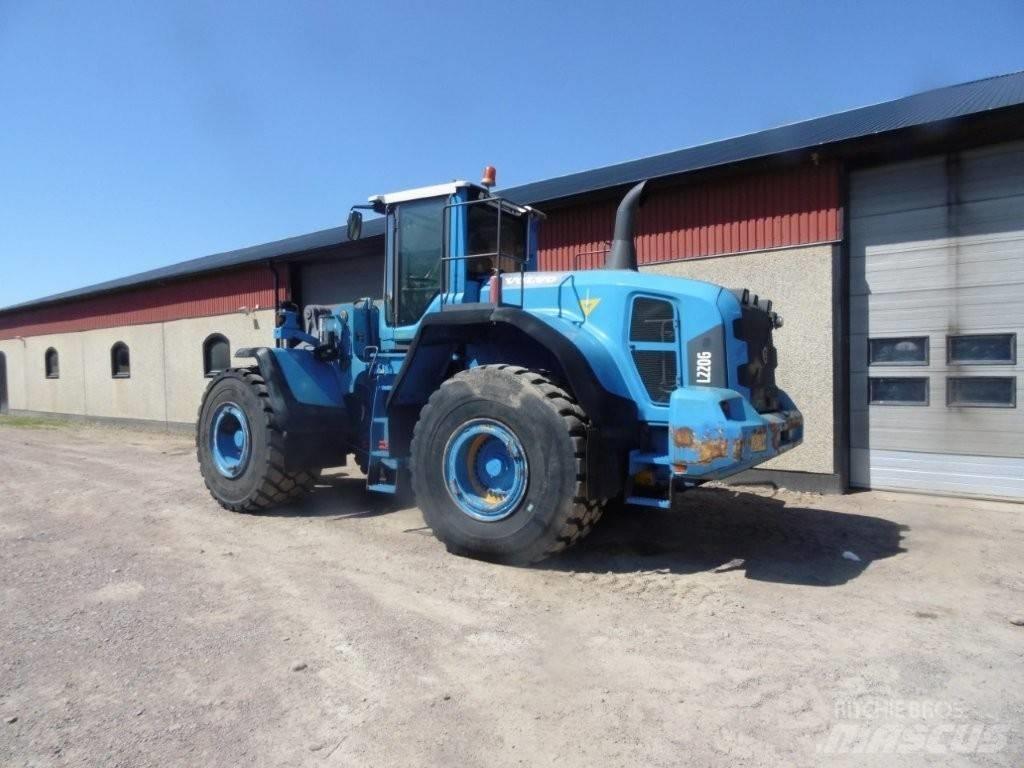 Volvo L 220 G Kolesni nakladalci