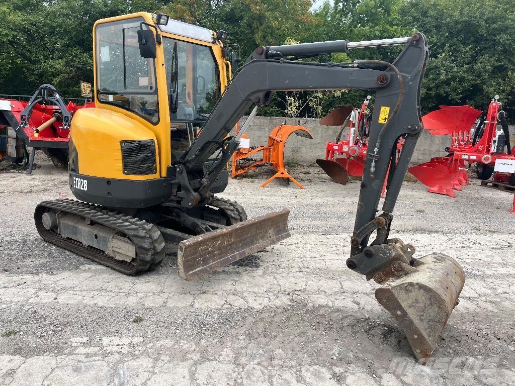 Volvo ECR 28 Mini bagri <7t