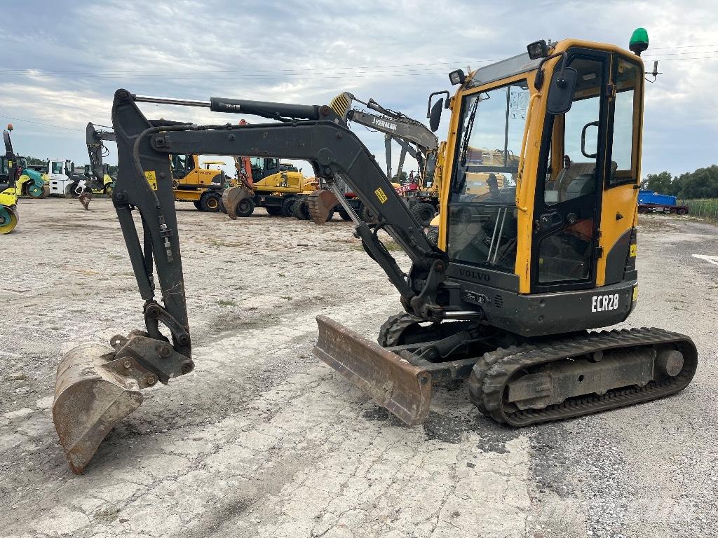 Volvo ECR 28 Mini bagri <7t