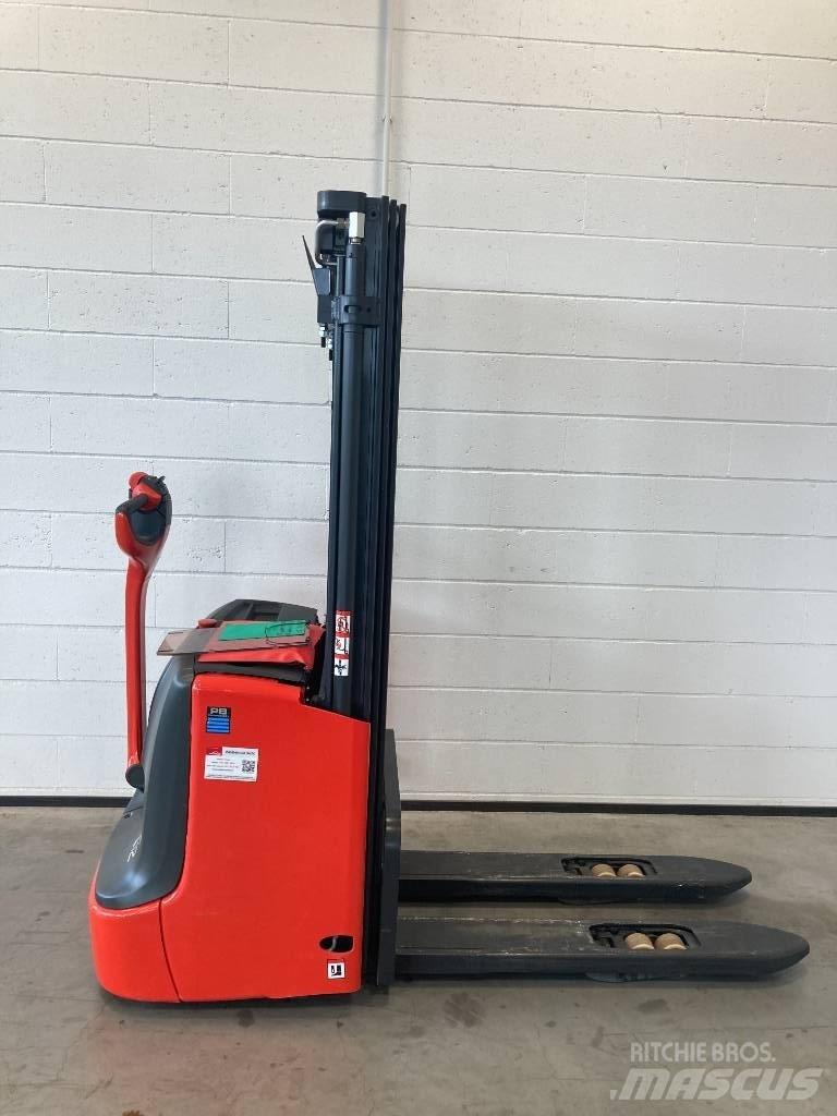 Linde L12i/1172 Ročni električni viličar
