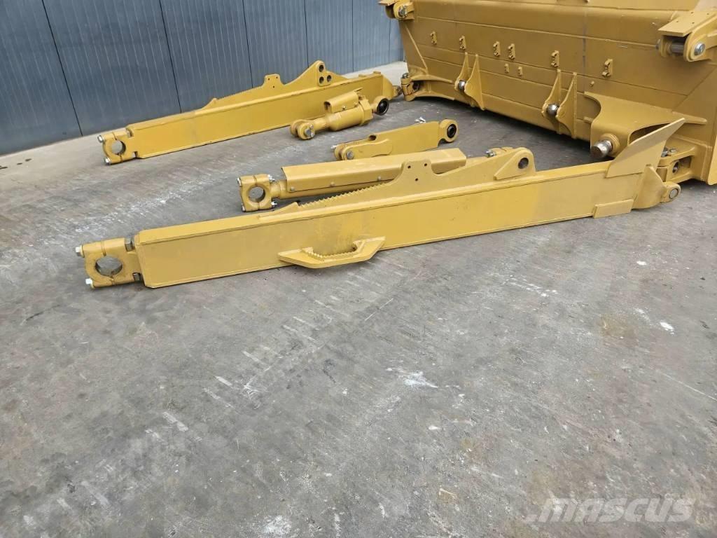 CAT D8T Deske / noži