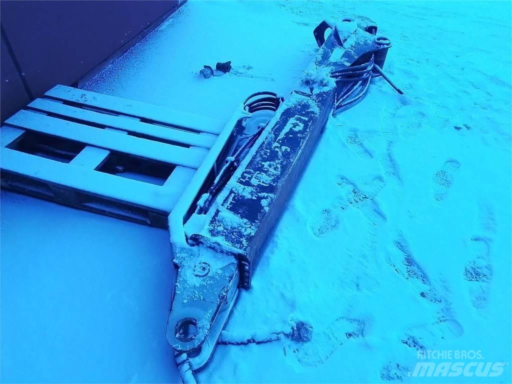 Komatsu 165F Žerjavi za debla