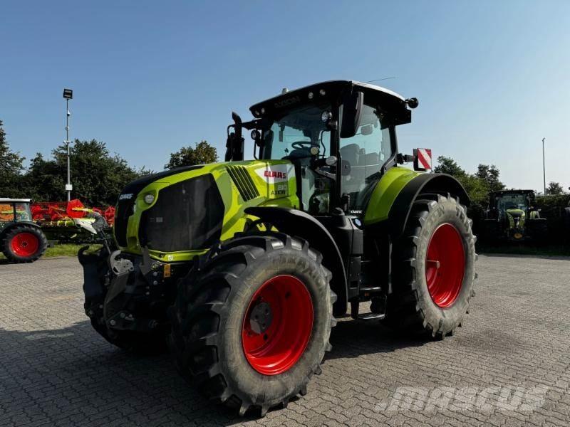 CLAAS AXION 810 Traktorji