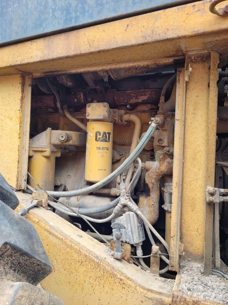 CAT 980 C Kolesni nakladalci