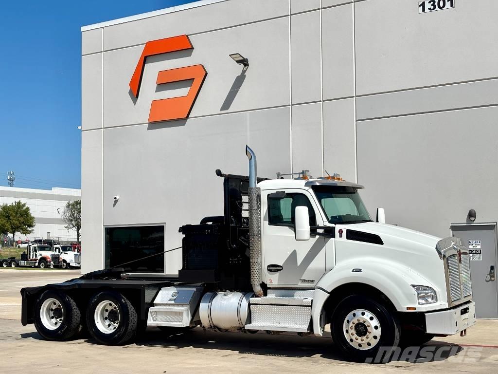 Kenworth T 880 Vlečna vozila za tovornjake