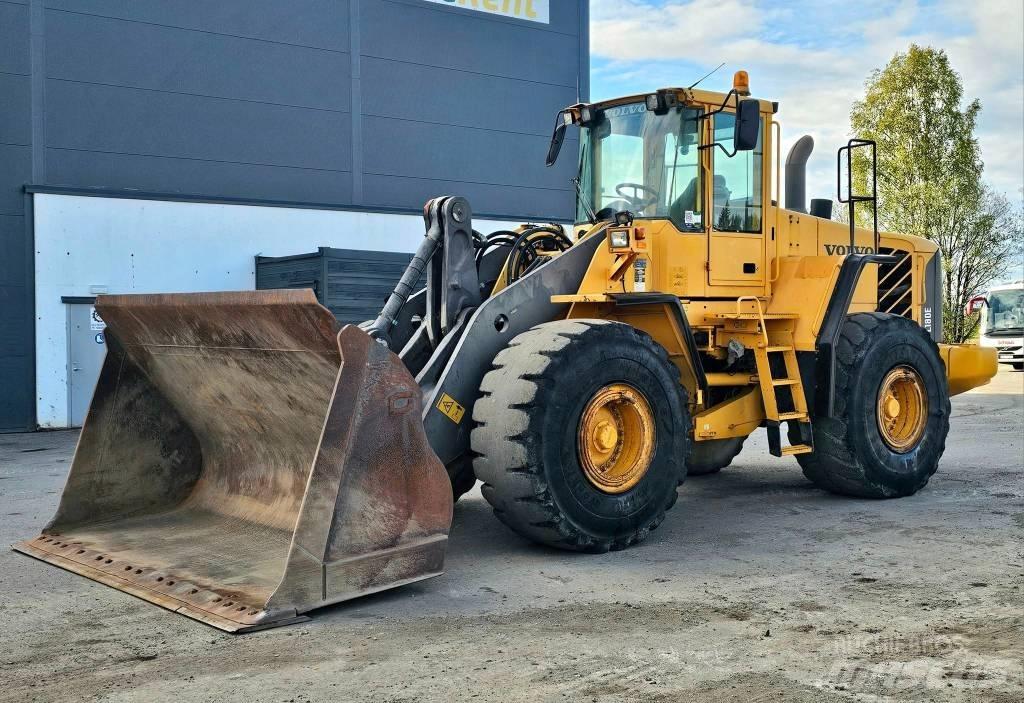 Volvo L 180 E Kolesni nakladalci