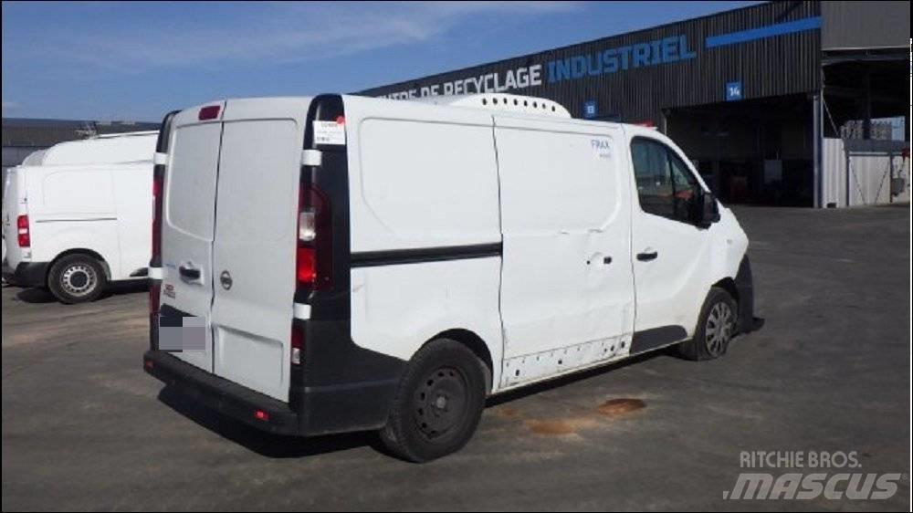 Nissan NV 300 Zabojni kombi