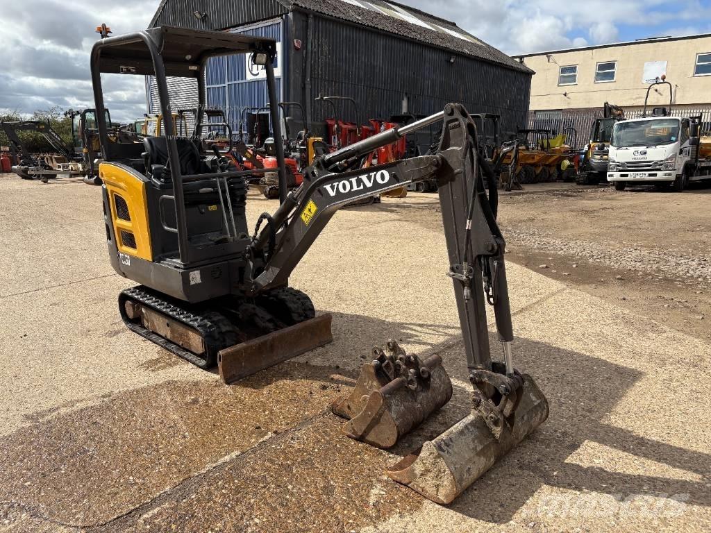 Volvo EC 15 D Mini bagri <7t
