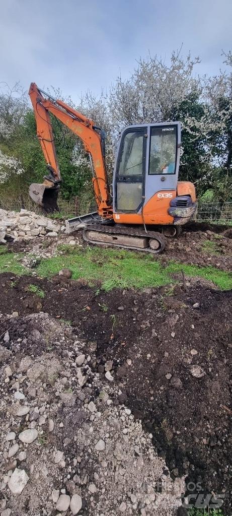 Hitachi Ex35 Mini bagri <7t