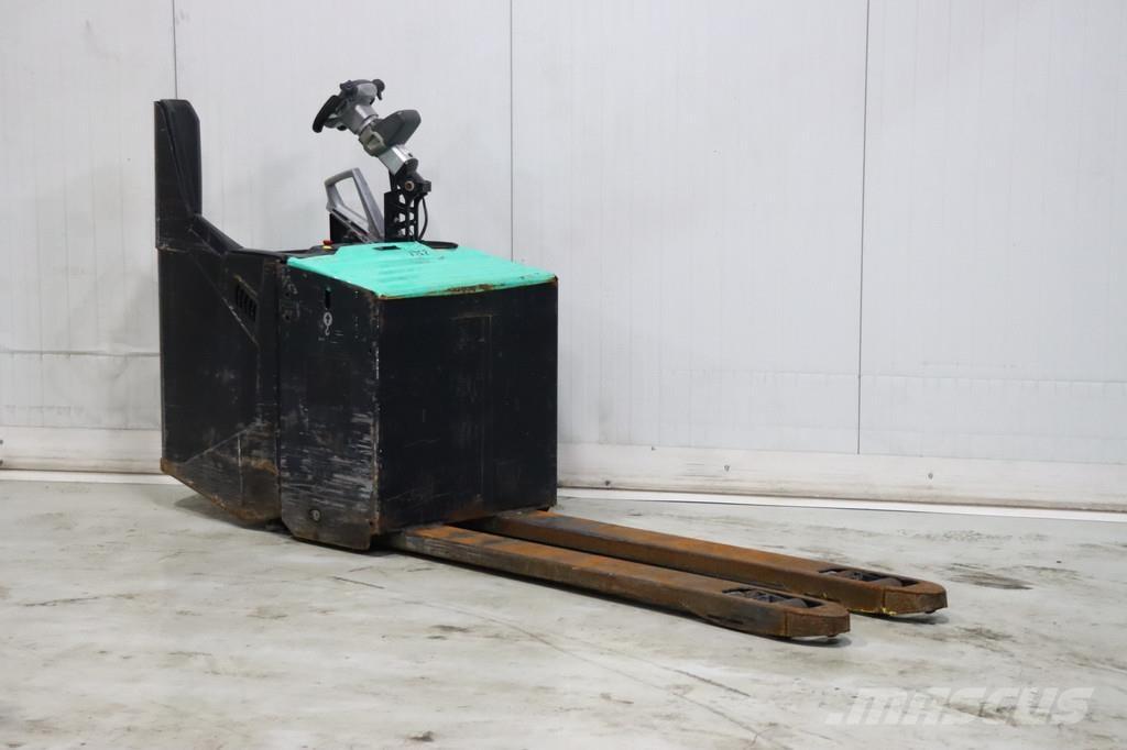 Mitsubishi PBF25N2 Električni nizko dvižni viličar