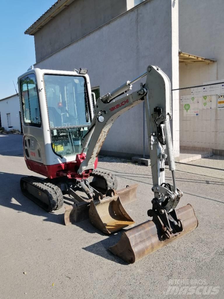 Takeuchi TB 216 Mini bagri <7t