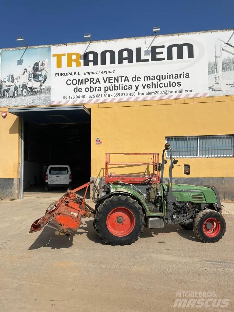 Fendt 208 S Traktorji