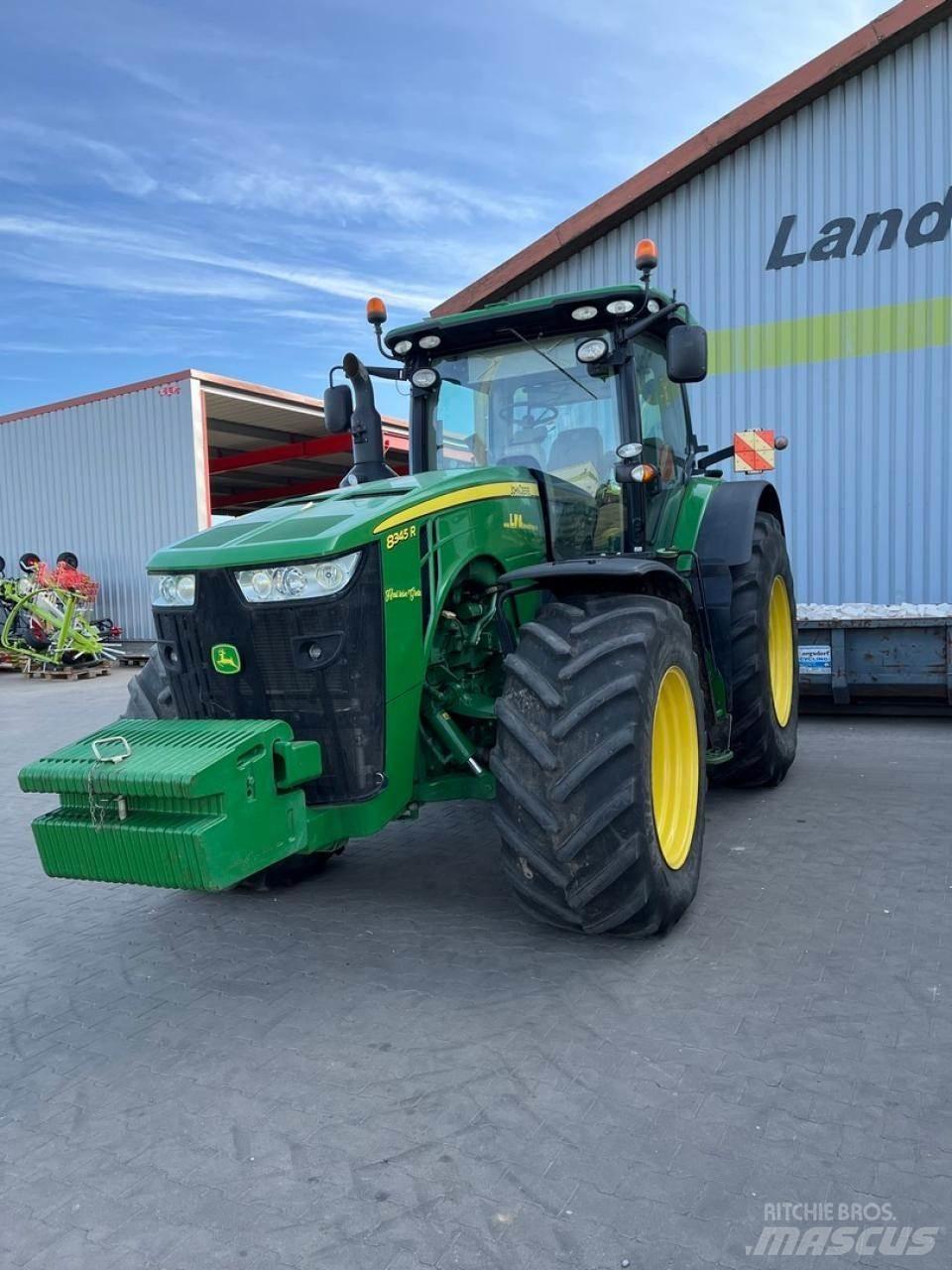 John Deere 8345R Traktorji