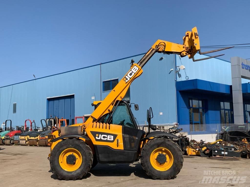 JCB 526-56 Agri Kmetijski teleskopski nakladalci