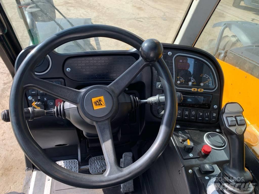 JCB 526-56 Agri Kmetijski teleskopski nakladalci